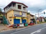 Three stair building for 25 million at kandy road eldeniya