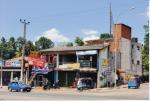 Commericial building for sale facing kadawatha kandy