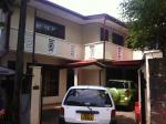Two storied house for urgent rent in pelawatta